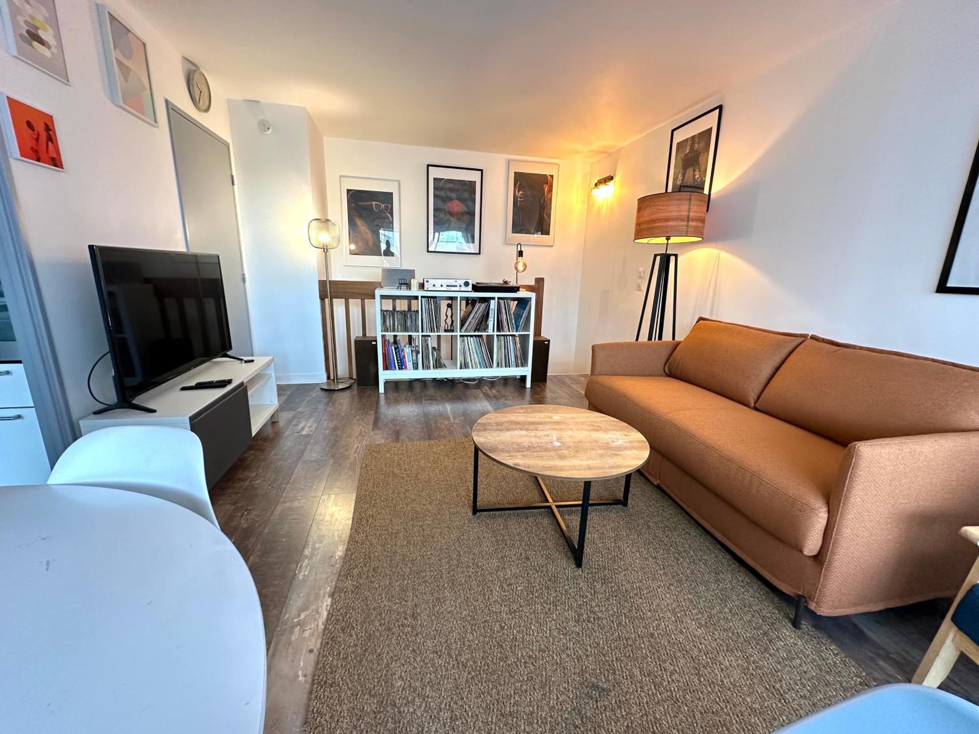 Cosy Duplex Avec Parking A Paris 19 By Immo Kit Bnb Bagian luar foto