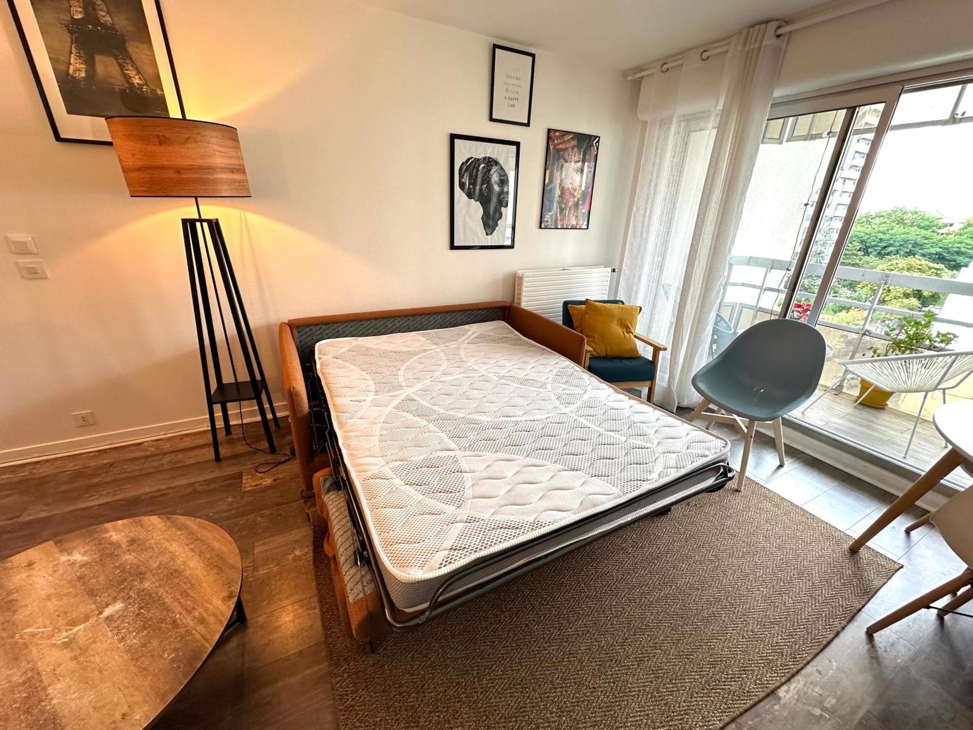 Cosy Duplex Avec Parking A Paris 19 By Immo Kit Bnb Bagian luar foto