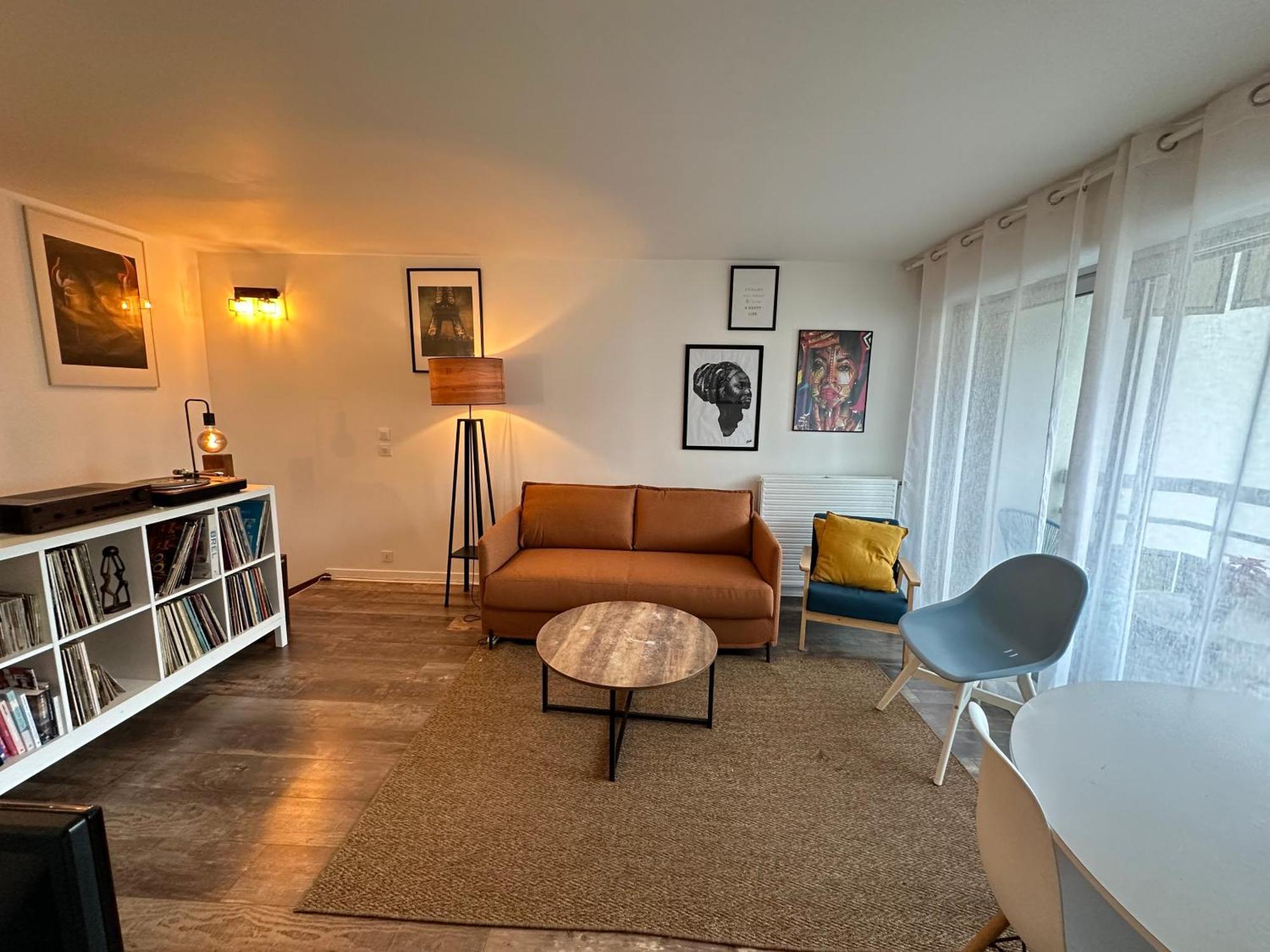 Cosy Duplex Avec Parking A Paris 19 By Immo Kit Bnb Bagian luar foto
