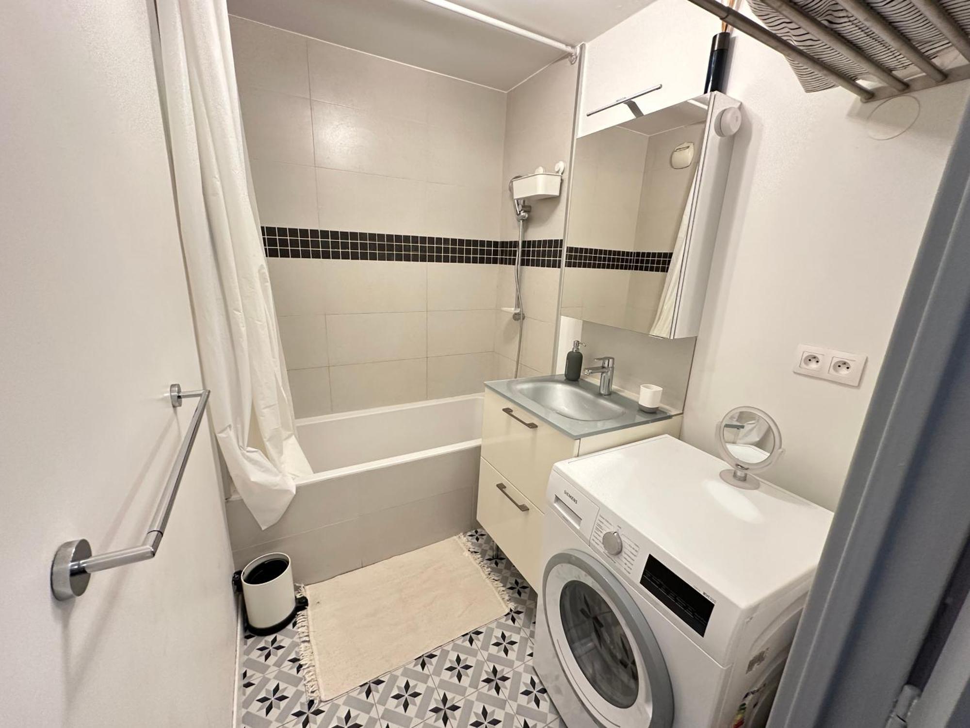 Cosy Duplex Avec Parking A Paris 19 By Immo Kit Bnb Bagian luar foto